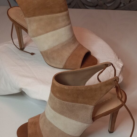 Never Worn BCBG Suede Tan Ivory Colorblock Heels 7.5M Open Toe Back Ankle Tie - Picture 1 of 6